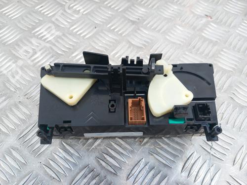 Climate control PEUGEOT 5008 (0U_, 0E_) 1.6 HDi | BP28738744I5