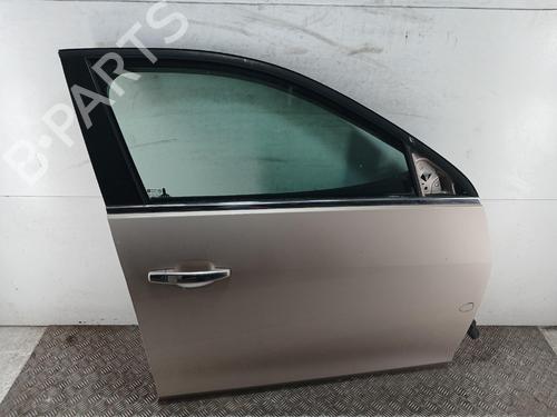 Used Right front door Right front door 39072328 39072328