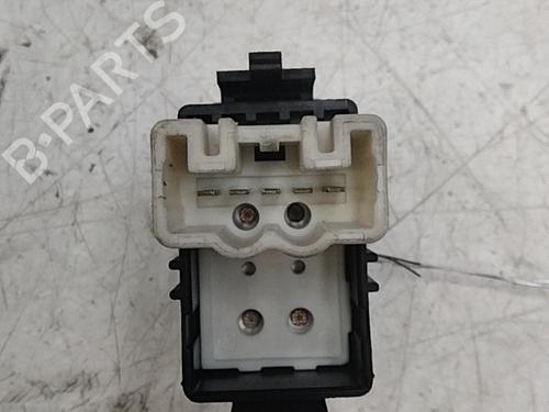 Used Right front window switch Right front window switch TOYOTA RAV 4 II (_A2_) 2.0 D 4WD (CLA20_, CLA21_, CLA20R, CLA21R) (116 hp) 28748678 28748678