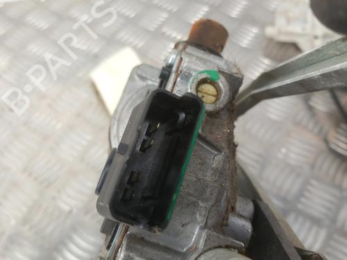 Used Front wiper motor Front wiper motor RENAULT LAGUNA III (BT0/1) 1.5 dCi (BT00, BT0A, BT0T, BT1J) (110 hp) 28735806 28735806