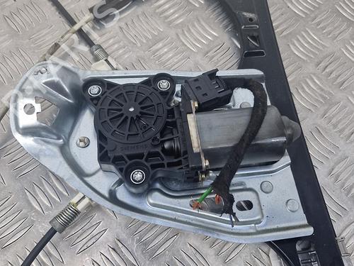 Front left window mechanism MERCEDES-BENZ C-CLASS (W203) C 220 CDI (203.006) | BP28780277C22