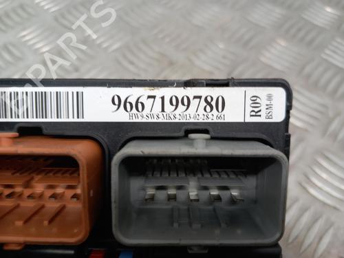 Fuse box CITROËN C3 II (SC_) 1.0 VTi 68 | BP38450795E1 - Image 3