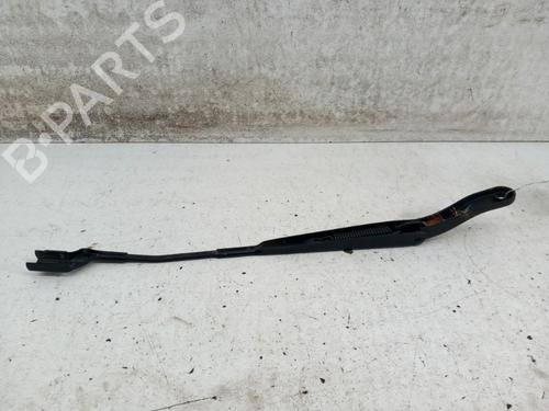 Used Front windshield wiper arm Front windshield wiper arm PEUGEOT 208 II (UB_, UP_, UW_, UJ_) 1.5 BlueHDI 100 (102 hp) 28743354 28743354
