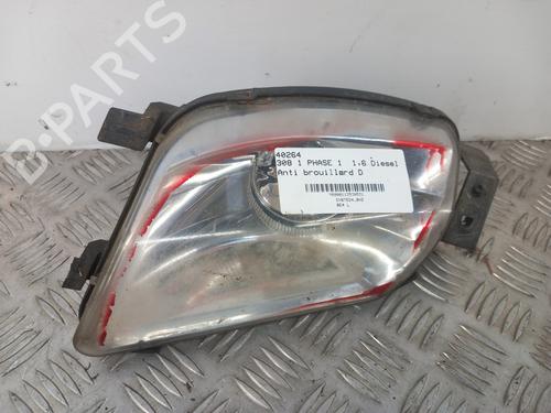 Used Right front fog light PEUGEOT 308 I (4A_, 4C_) 1.6 HDi (109 hp) 29513787