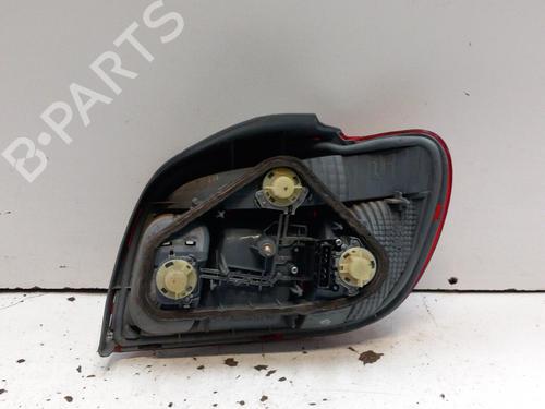 Venstre baglygte TOYOTA YARIS (_P1_) 1.4 D-4D (NLP10_, NLP10R) (75 hp) 28793575