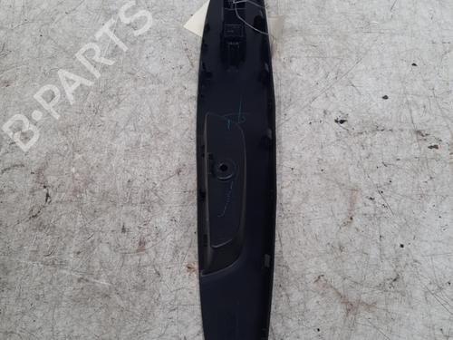 Used Right front window switch MITSUBISHI MIRAGE / SPACE STAR VI Hatchback (A0_A) 1.0 (A05A) (71 hp) 28774813