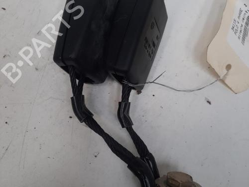 Used Seat buckle VW POLO IV (9N_, 9A_) 1.4 16V (75 hp) 28758067