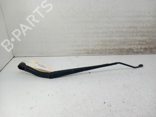 Used Front windshield wiper arm OPEL INSIGNIA A (G09) 2.0 CDTI (68) (131 hp) 28738217