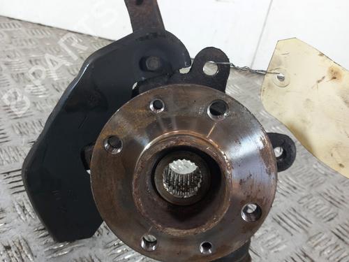 Højre Styrespindel Lejehus RENAULT TWINGO II (CN0_) 1.2 16V (CN04, CN0B) (75 hp) 28738895