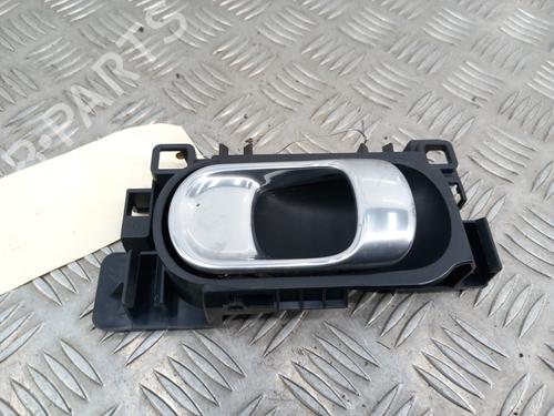 Used Front right interior door handle Front right interior door handle CITROËN C3 III (SX) 1.2 PureTech 82 (83 hp) 28757382 28757382