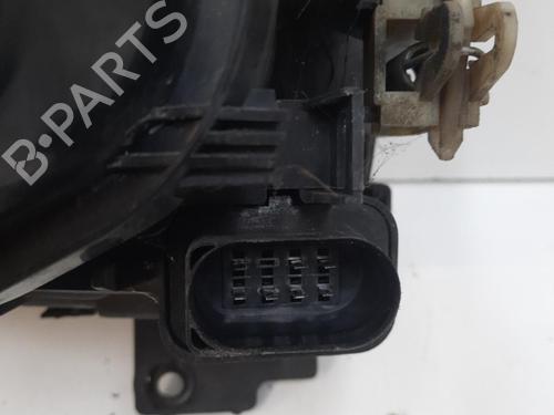 Used Right headlight VW POLO (6N2) 1.9 SDI (64 hp) 28769201