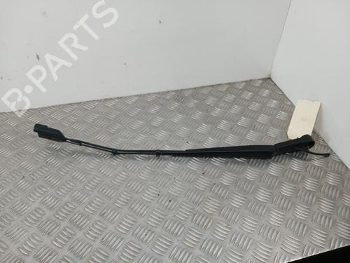 Used Front windshield wiper arm Front windshield wiper arm 30883449 30883449