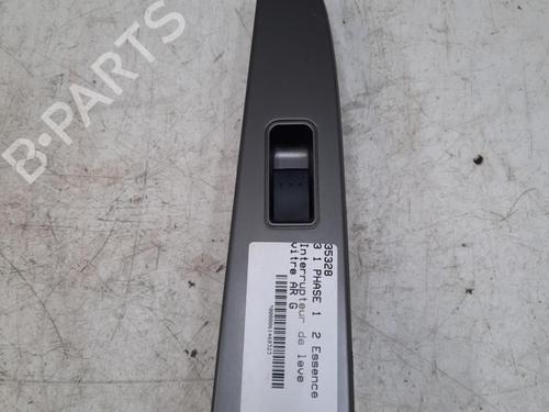 Venstre bagtil elrude kontakt MAZDA 3 Saloon (BK) 2.0 (BKEP) (150 hp) 28771544