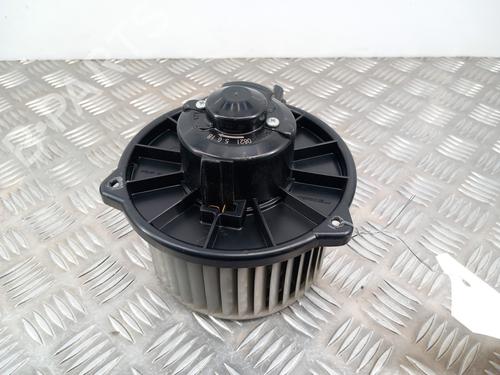Used Heater blower motor TOYOTA YARIS (_P1_) 1.0 (SCP10_, SCP10R) (65 hp) 28744387