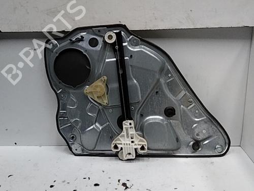 Rudehejsemekanisme Højre bagtil VW POLO IV (9N_, 9A_) 1.9 TDI (101 hp) 28764636