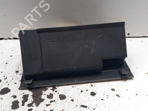 Used Glove box MAZDA 2 (DY) 1.4 CD (68 hp) 28766741