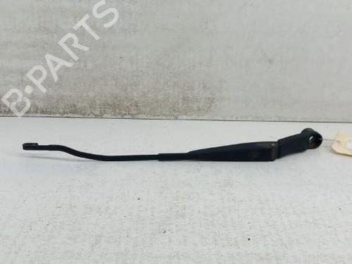 Used Front windshield wiper arm Front windshield wiper arm HYUNDAI i20 I (PB, PBT) 1.4 CRDi (75 hp) 28784250 28784250