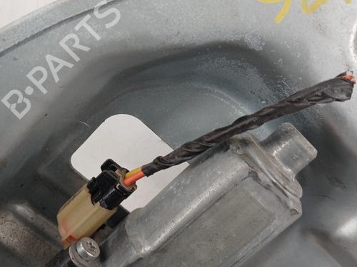 Used Front right window mechanism Front right window mechanism HYUNDAI TUCSON (JM) 2.0 CRDi (140 hp) 32720480 32720480