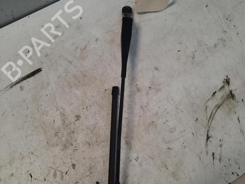 Used Front windshield wiper arm PEUGEOT PARTNER Box Body/MPV 1.6 HDi (90 hp) 28772634