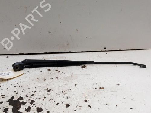 Front windshield wiper arm NISSAN TERRANO II (R20) 2.7 TDi 4WD | BP28758949C143 