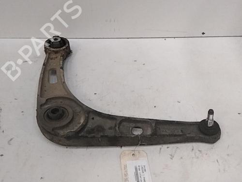 Used Left front suspension arm RENAULT LAGUNA I (B56_, 556_) 1.6 16V (B568, B561) (107 hp) 28747344
