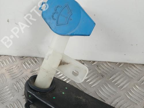 Used Windscreen washer tank Windscreen washer tank 30883446 30883446