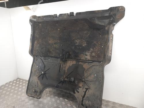 Used Underbody protection SEAT IBIZA V (KJ1, KJG) 1.6 TDI (95 hp) 30156555