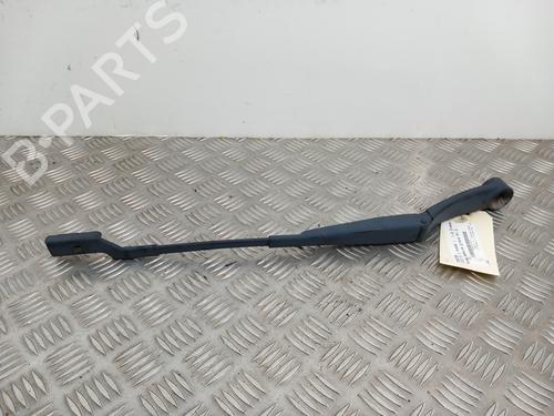 Used Front windshield wiper arm KIA CEE'D Hatchback (ED) 1.6 CRDi 90 (90 hp) 28756581
