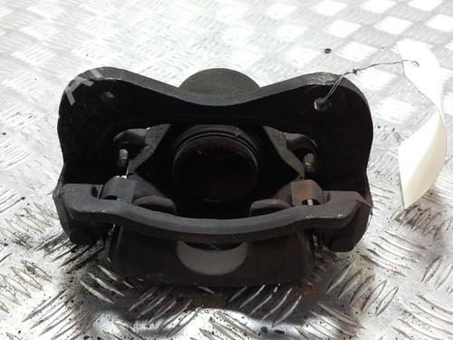 Used Right front brake caliper HYUNDAI TUCSON (JM) 2.0 CRDi (140 hp) 28761924