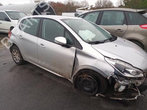 Left taillight PEUGEOT 208 I (CA_, CC_) 1.6 HDi / BlueHDi 75 | BP28735126C34 