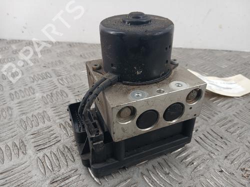 Used ABS pump ABS pump VW POLO III (6N1) 60 1.4 (60 hp) 31610870 31610870