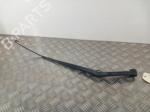 Used Front windshield wiper arm OPEL INSIGNIA A Sports Tourer (G09) 2.0 CDTI (35) (110 hp) 28735434