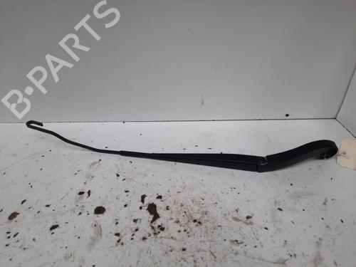 Used Front windshield wiper arm Front windshield wiper arm 28753760 28753760