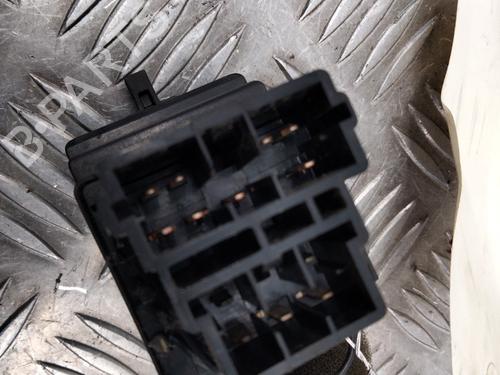 Used Switch Switch CITROËN JUMPY I Van (BS_, BT_, BY_, BZ_) 2.0 HDi 95 (94 hp) 28757441 28757441