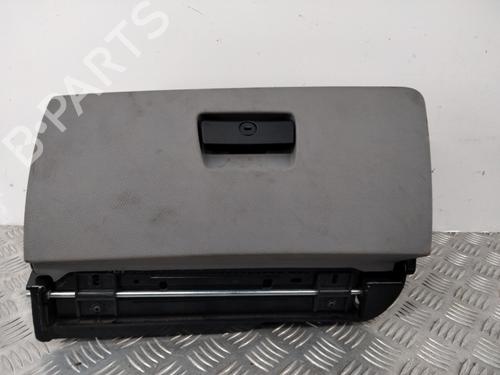 Used Glove box BMW 3 (E90) 320 d (163 hp) 28741800