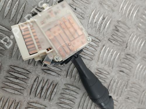 switch-suzuki-swift-iii-mz-ez-2005-30316886 main image