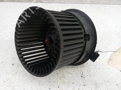Used Heater blower motor Heater blower motor PEUGEOT 208 I (CA_, CC_) 1.5 BlueHDI 100 (102 hp) 28780810 28780810