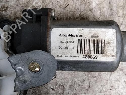 Rudehejsemekanisme venstre bagtil RENAULT LAGUNA II (BG0/1_) 1.8 16V (BG04, BG0B, BG0C, BG0V) (117 hp) 28789724