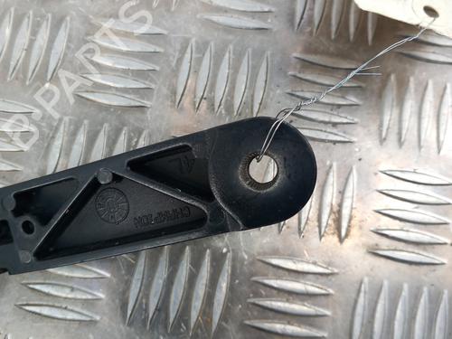 Front windshield wiper arm VW GOLF VI (5K1) 1.6 TDI | BP28744943C143