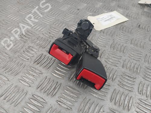 Used Seat buckle AUDI Q3 (8UB, 8UG) 2.0 TDI (140 hp) 31943747