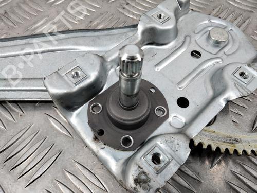 rear-left-window-mechanism-toyota-yaris-_p13_-2010-2011-2012-2013-2014-2015-2016-2017-2018-2019-2020-28736728 main image
