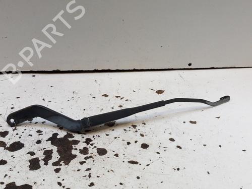 Front windshield wiper arm PEUGEOT 106 I (1A, 1C) 1.1 | BP28755841C143 