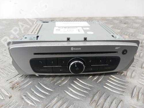Used Radio RENAULT SCÉNIC III (JZ0/1_) 1.6 dCi (JZ00, JZ12) (130 hp) 28740102