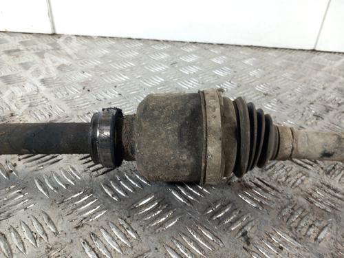 Right front driveshaft CITROËN C4 CACTUS 1.6 BlueHDi 100 | BP28737659M39