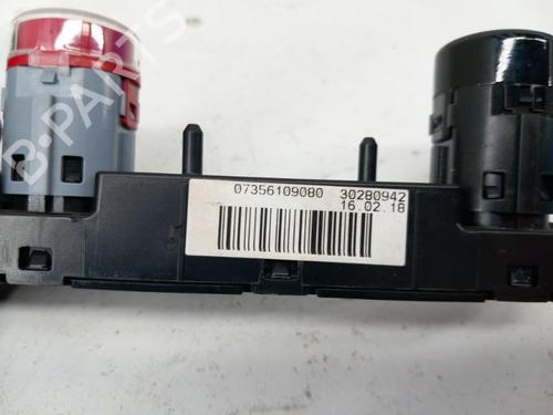 Used Warning switch FIAT 500X (334_) 1.6 D Multijet (334AXA1B, 334AXA11) (120 hp) 28741028