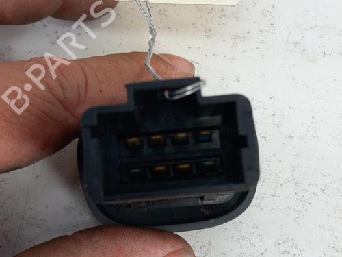 Bouton de warning RENAULT CLIO II (BB_, CB_) 1.4 16V (B/CB0P, BB13) (98 hp) 28762122