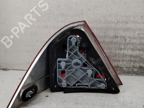 right-taillight-mercedes-benz-c-class-w203-2000-2001-2002-2003-2004-2005-2006-2007-28781450 main image