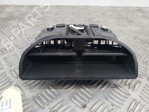 Used Air vent Air vent PEUGEOT 208 I (CA_, CC_) 1.2 VTI 82 (82 hp) 32118633 32118633