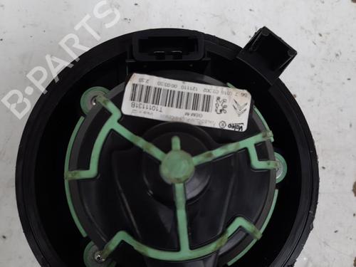 Used Heater blower motor PEUGEOT 308 I (4A_, 4C_) 1.6 HDi (92 hp) 28764682