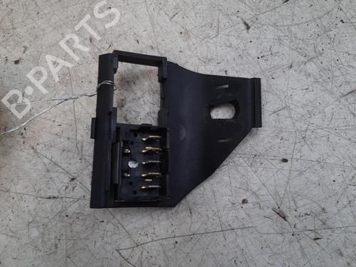 Used Right rear window switch CITROËN XANTIA (X1_, X2_) 2.0 HDI 109 (109 hp) 28786130